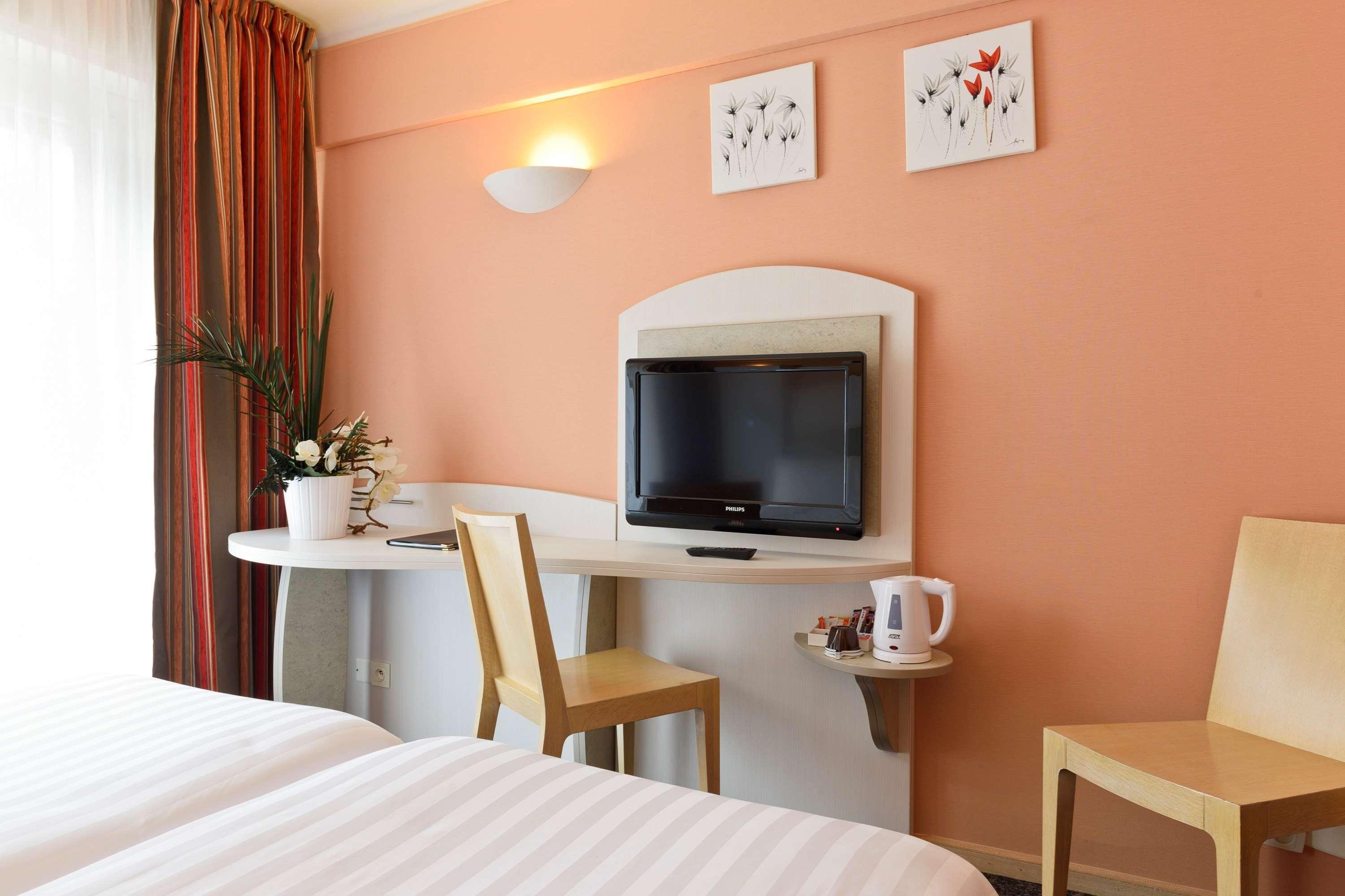 Best Western Astoria Juan-les-Pins Esterno foto