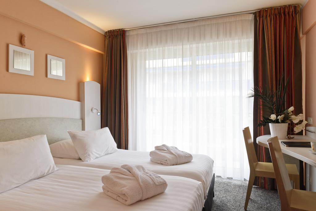 Best Western Astoria Juan-les-Pins Esterno foto