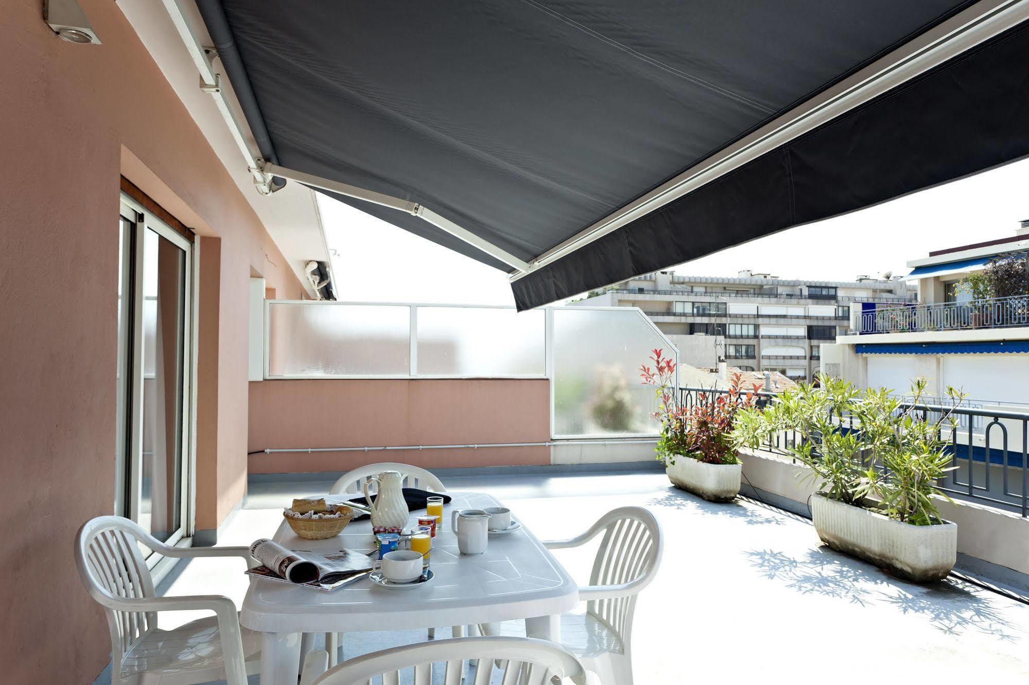 Best Western Astoria Juan-les-Pins Esterno foto