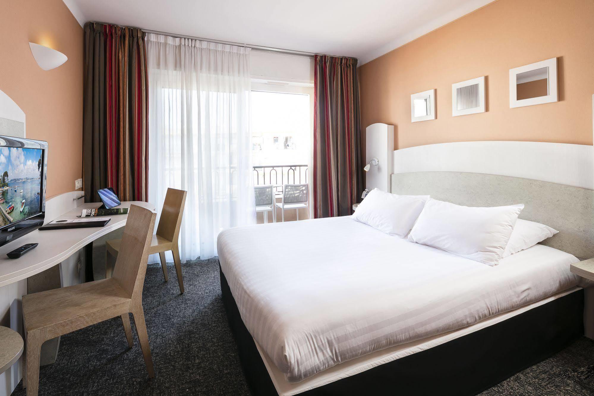 Best Western Astoria Juan-les-Pins Esterno foto