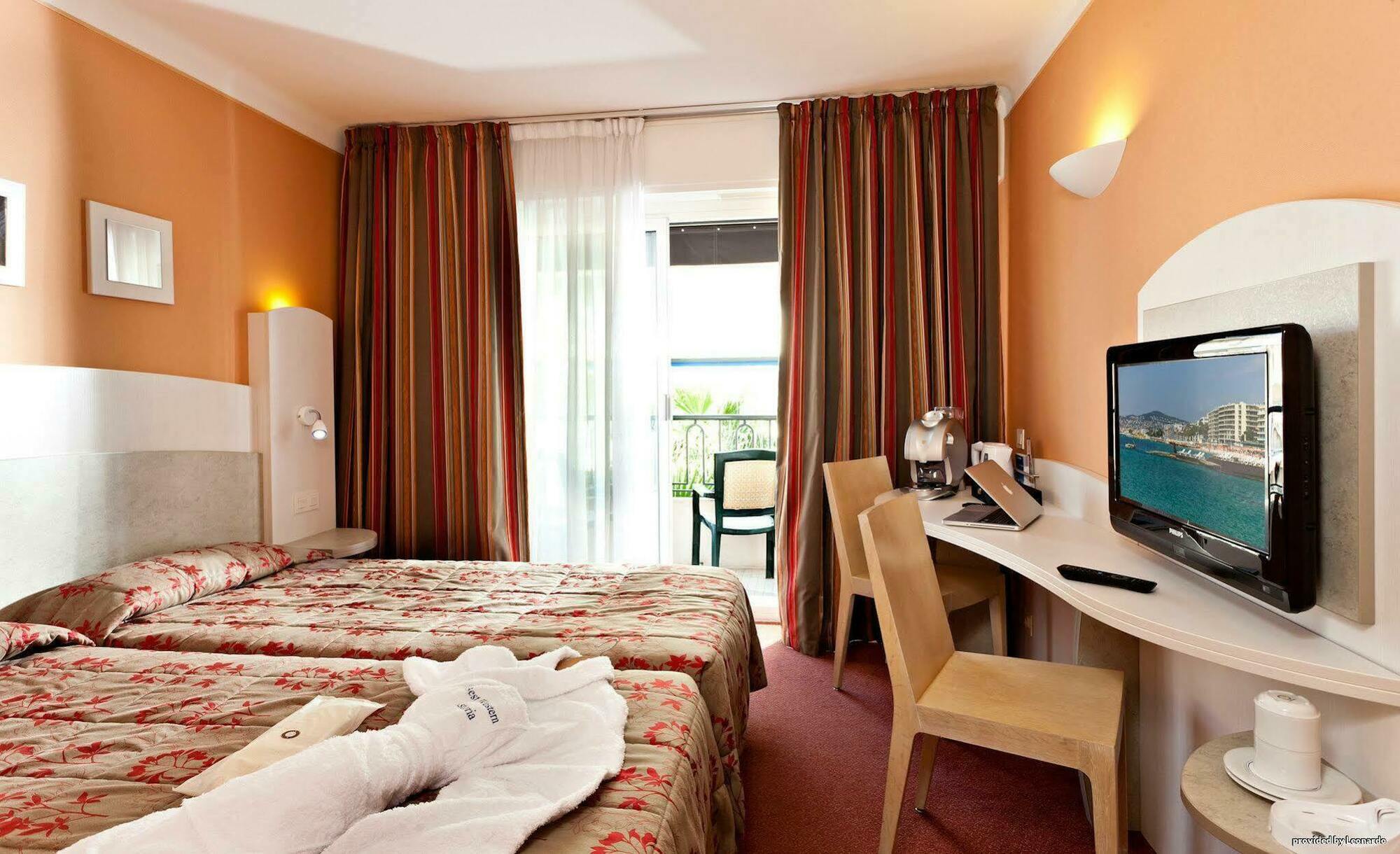 Best Western Astoria Juan-les-Pins Esterno foto